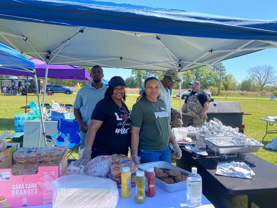 Community members at a Hampton County Sheriff's Office event